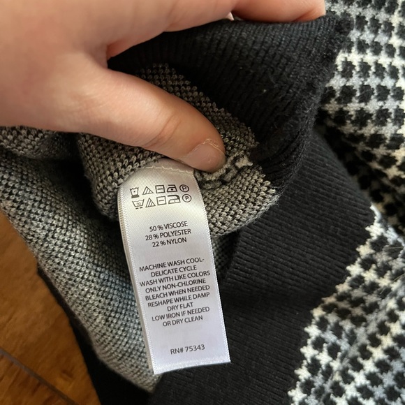 CHRISTIAN SIRIANO TURTLENECK - Picture 4 of 4